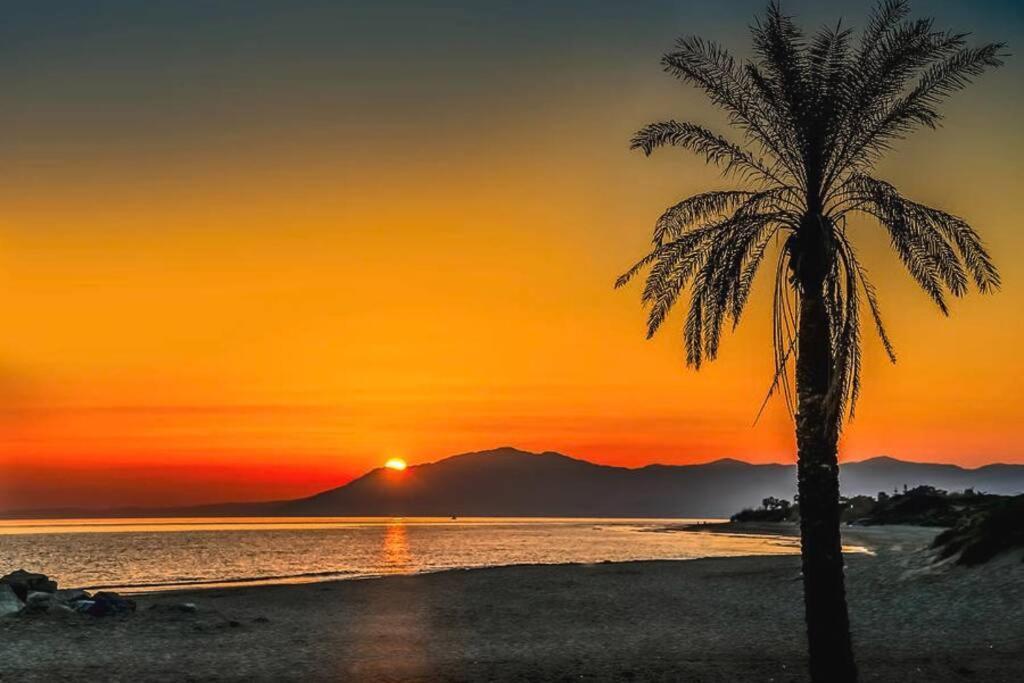 Oasis Sun Beach Costa Del Sol Estepona Exterior photo